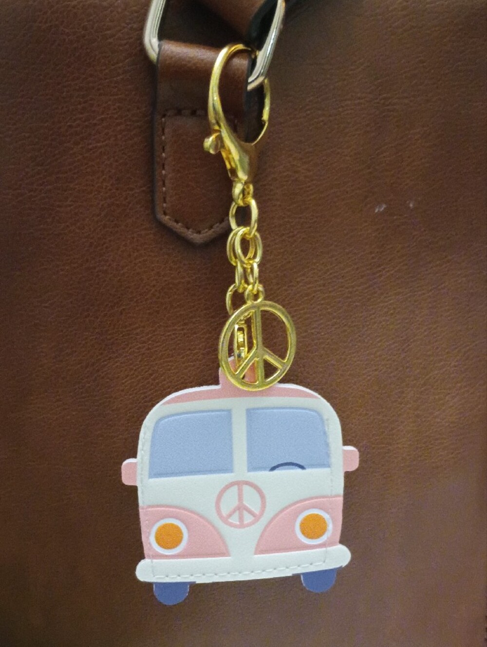 Pink WV Minibus Van Keychain with AirTag Pocket - Picture 5 of 7